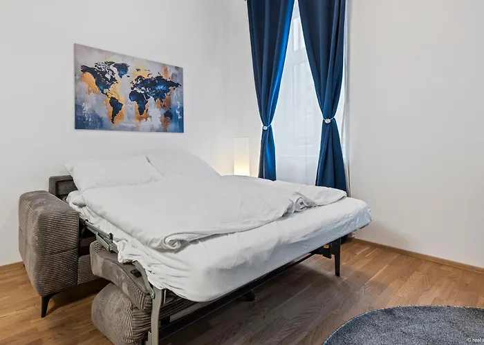 Nuell Residences 03 - 2 Bedrooms Close To Main Station